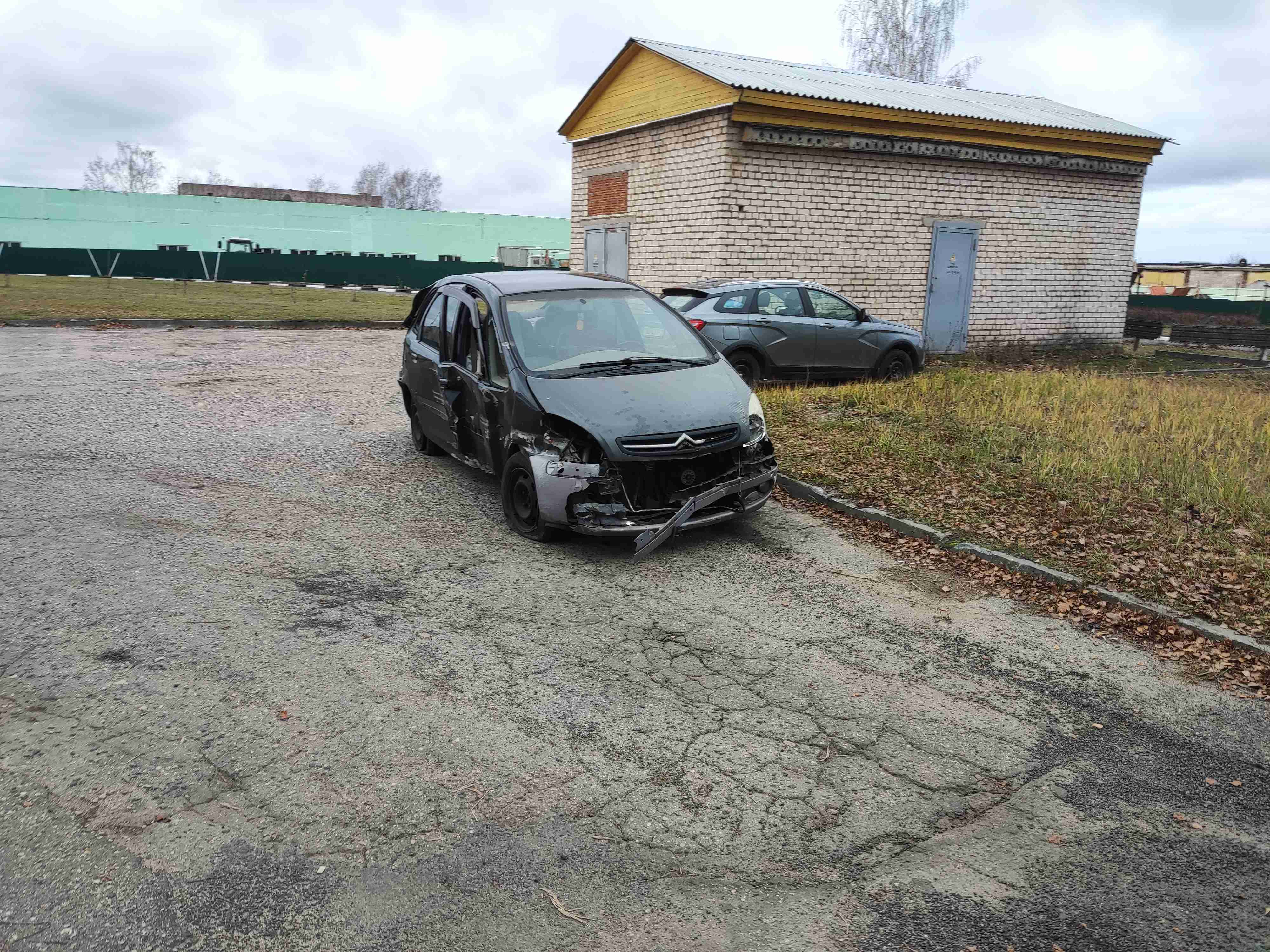 Продажа Citroen - Xsara Picasso 2002 года
